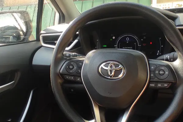 تویوتا، کرولا هیبرید