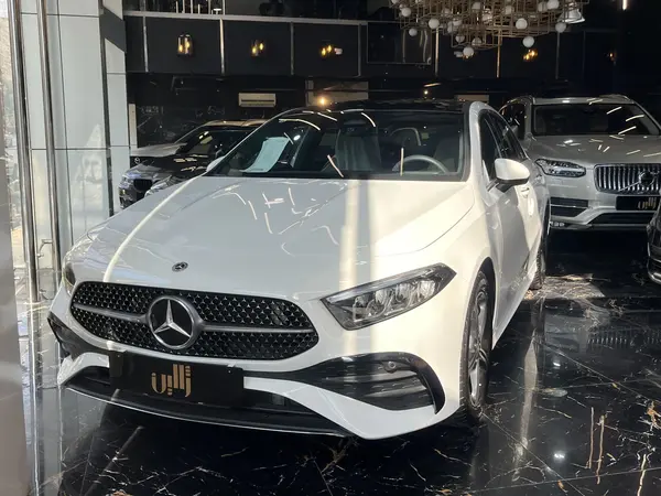 بنز، کلاس A سدان