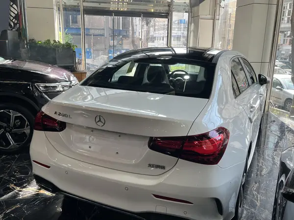 بنز، کلاس A سدان