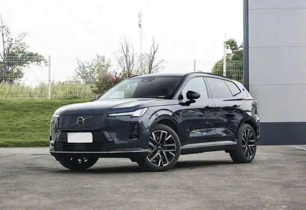 ولوو  XC70