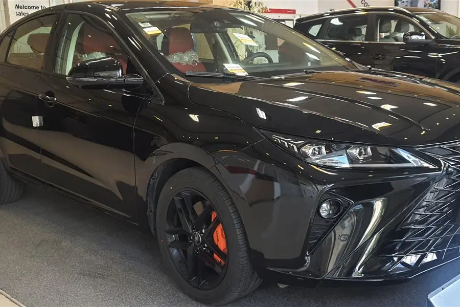 فونیکس  آریزو 6 جی تی (Z6 GT)