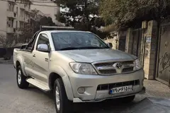 تویوتا، هایلوکس تک کابین