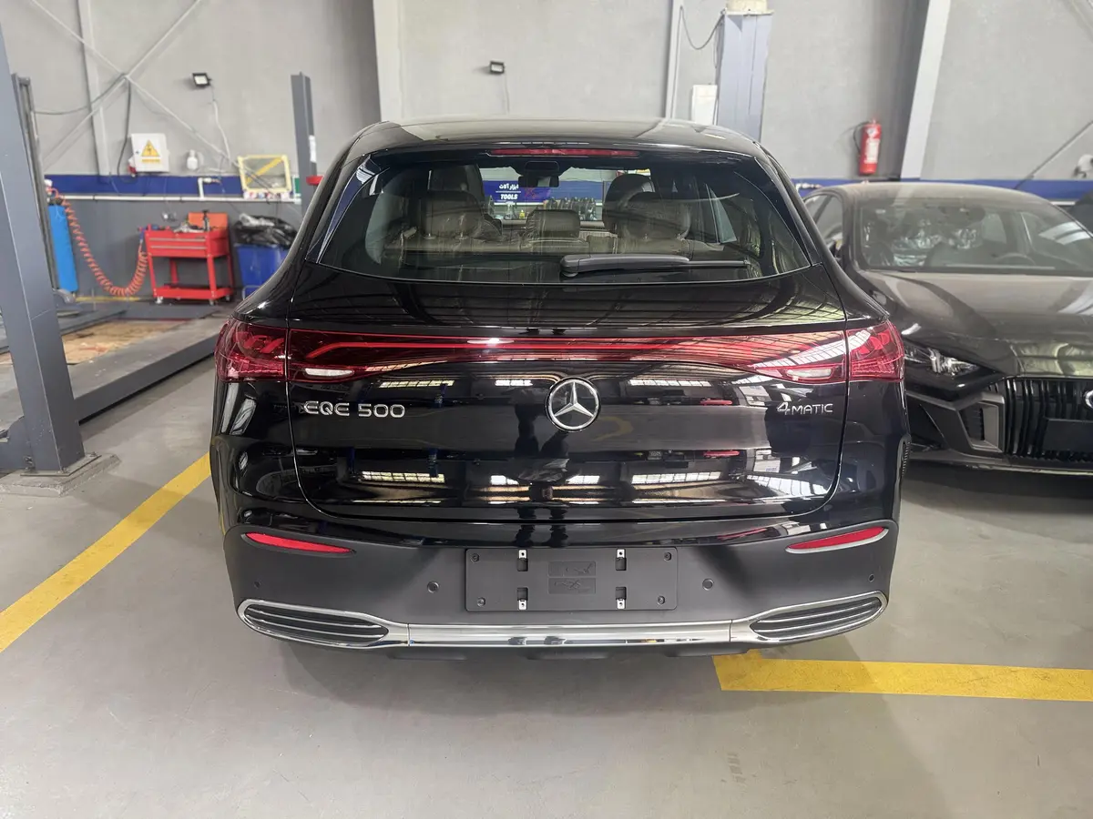 بنز  EQE SUV