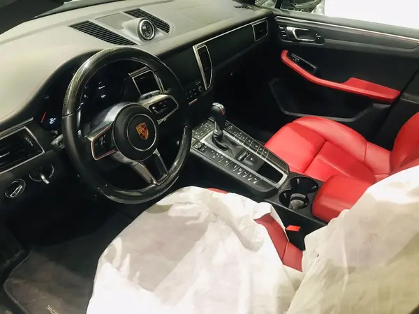 پورشه، ماکان