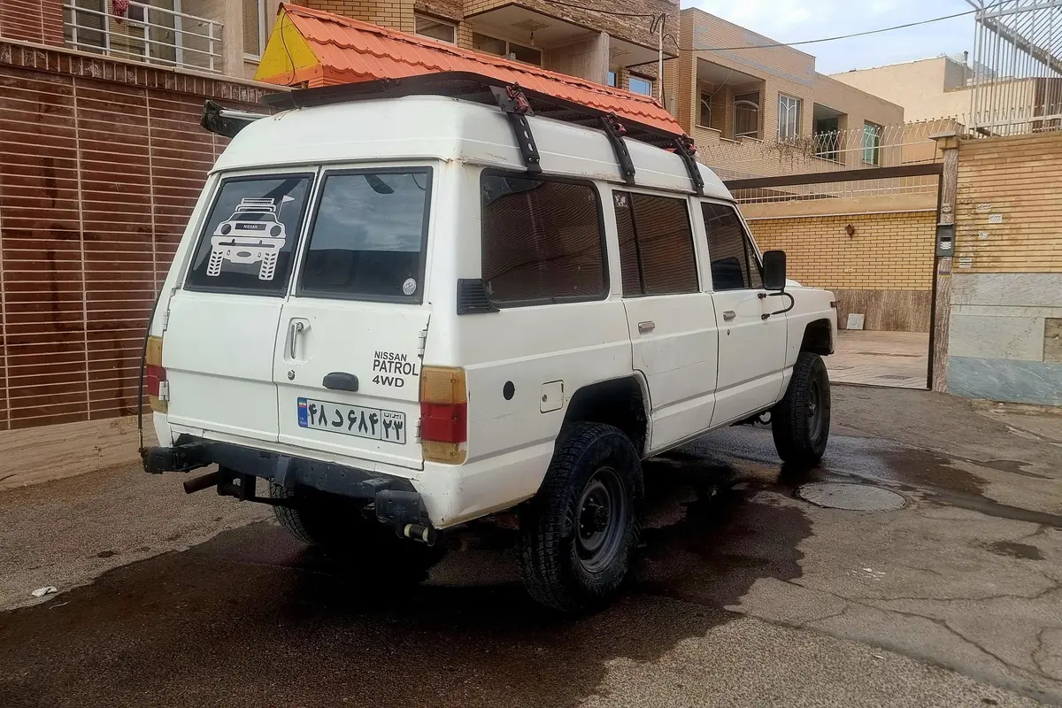 نیسان،  پاترول چهار در