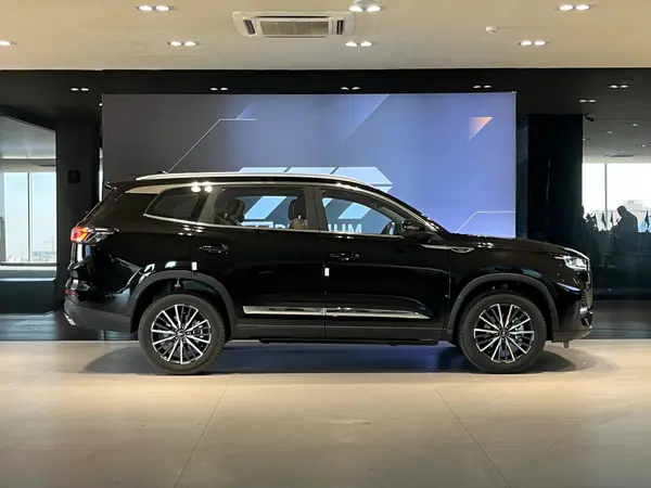 فونیکس، تیگو 8 پرو مکس (F8 PRO MAX)