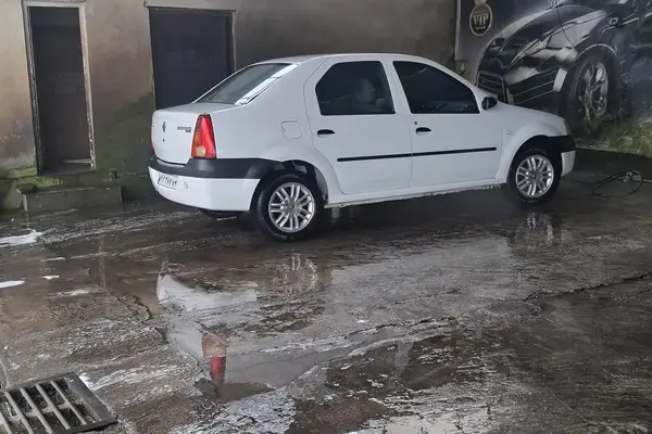 رنو  تندر 90