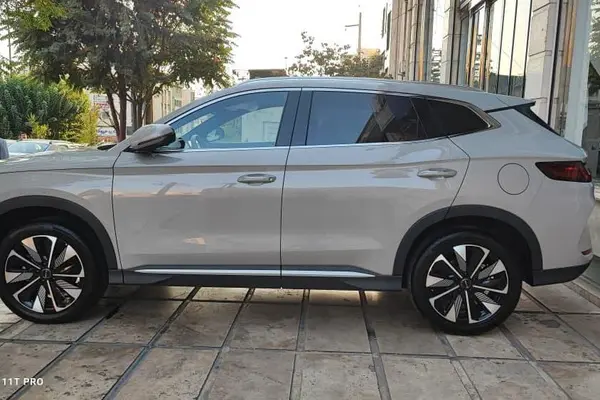 بی وای دی، سانگ پلاس DMi