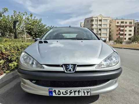 پژو، 206 SD