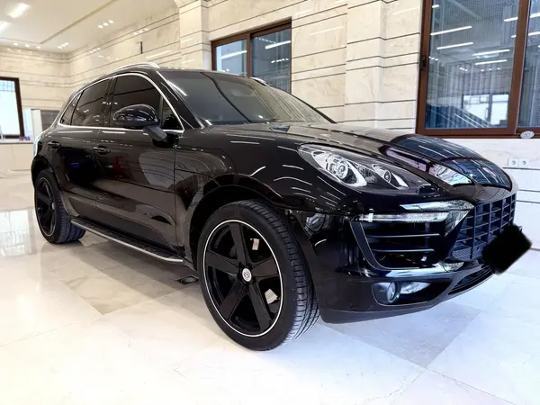 پورشه، ماکان