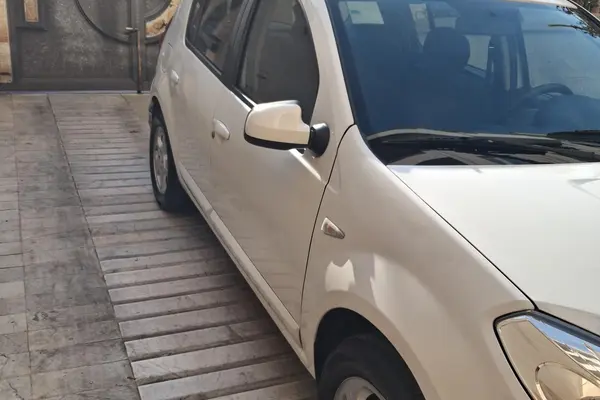 رنو، ساندرو