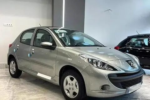 پژو، 207