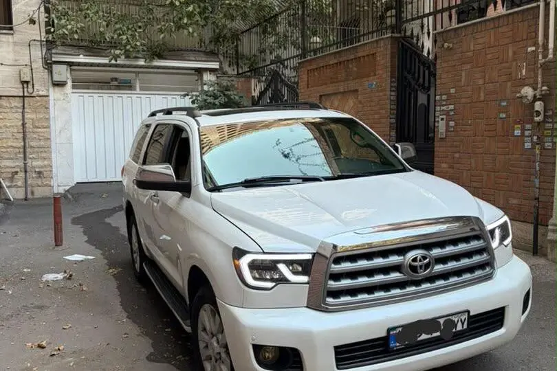 تویوتا،  لندکروز چهار در