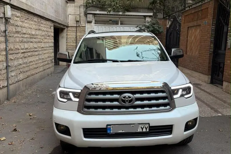 تویوتا،  لندکروز چهار در