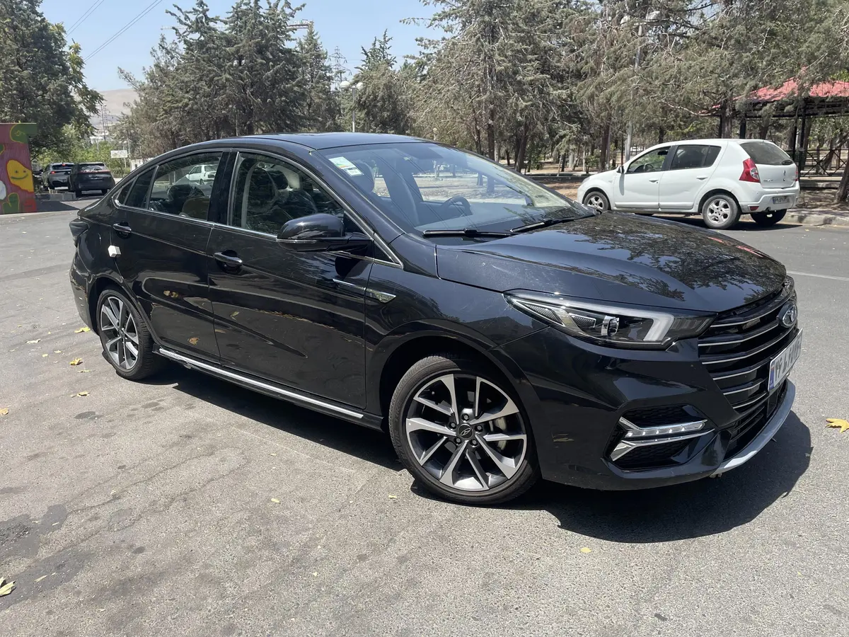 فونیکس،  آریزو 6 پرو