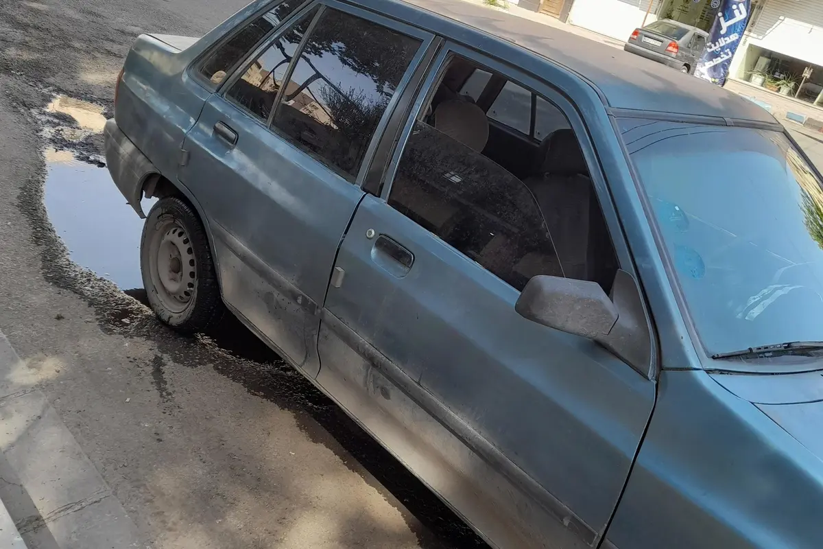 پراید،  صندوق دار