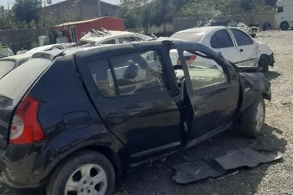 رنو،  ساندرو