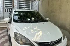 ام وی ام، 315هاچ بک