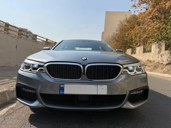 ب ام و، سری 5 سدان