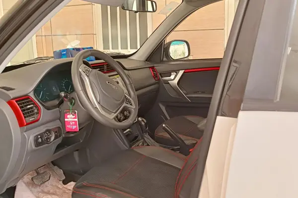 ام وی ام  X33 S