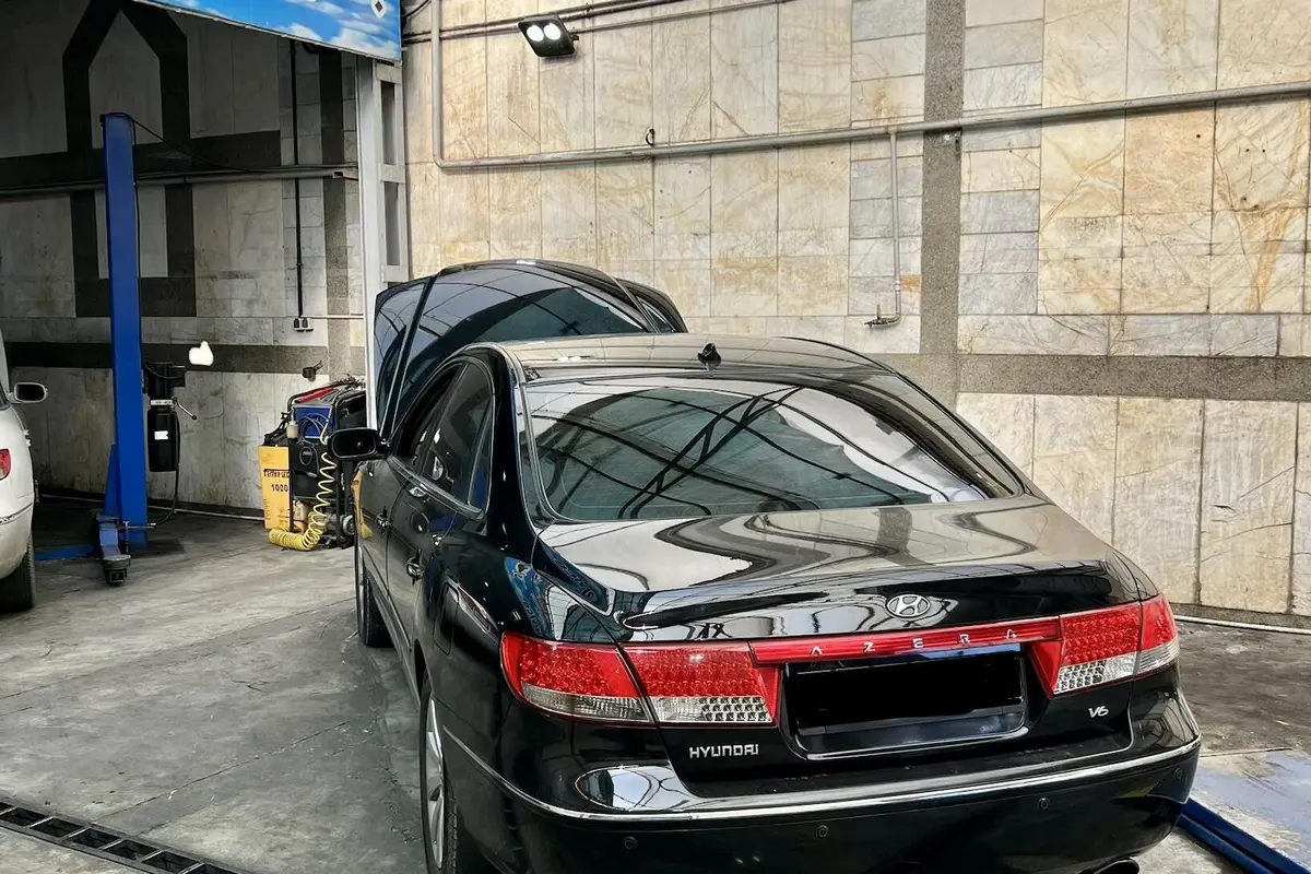 هیوندای،  آزرا (گرنجور)