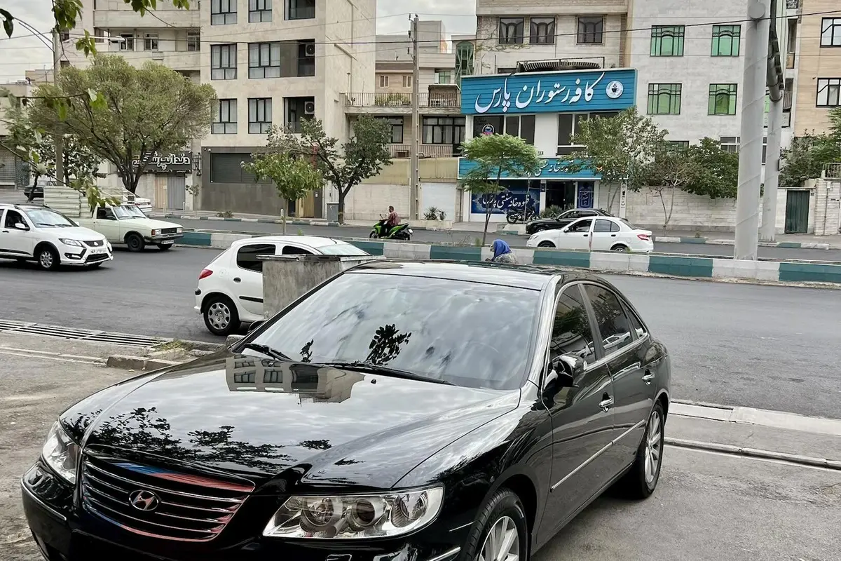 هیوندای،  آزرا (گرنجور)