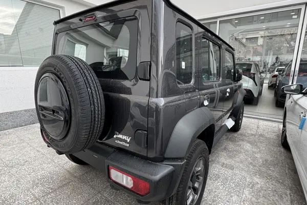 سوزوکی، جیمنی 5 در