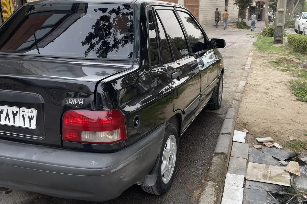 پراید،  صندوق دار