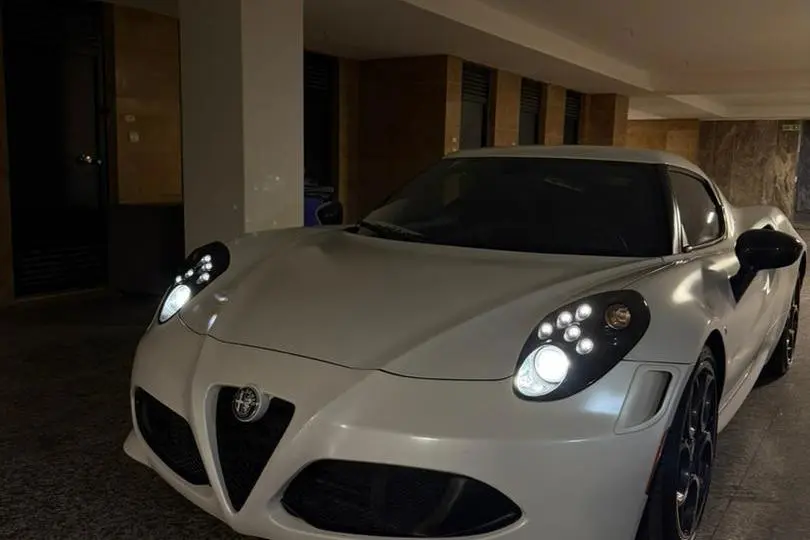 آلفارومئو،  4C کوپه