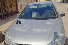 پژو، 206