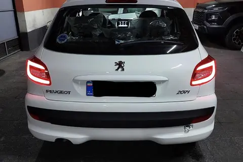 پژو، 207