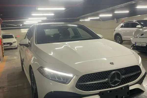 بنز، کلاس A سدان