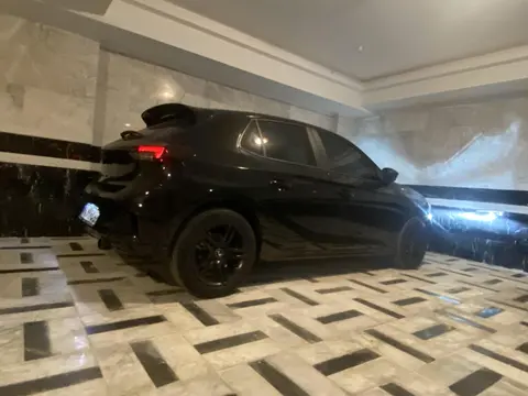 اپل، کورسا