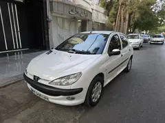 پژو، 206