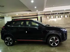 ام وی ام، X33 کراس
