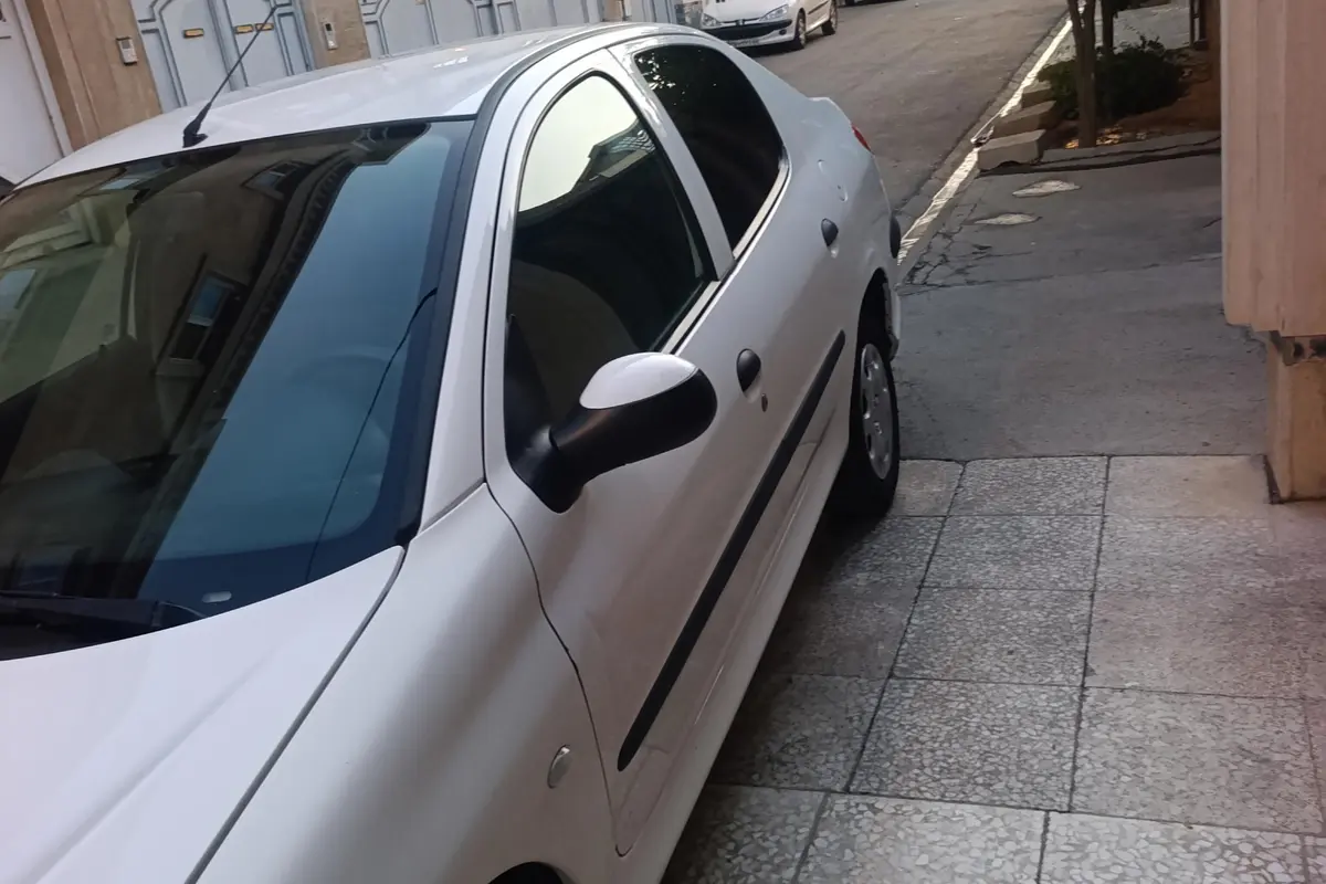 پژو،  206 SD