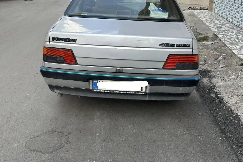 پژو،  405