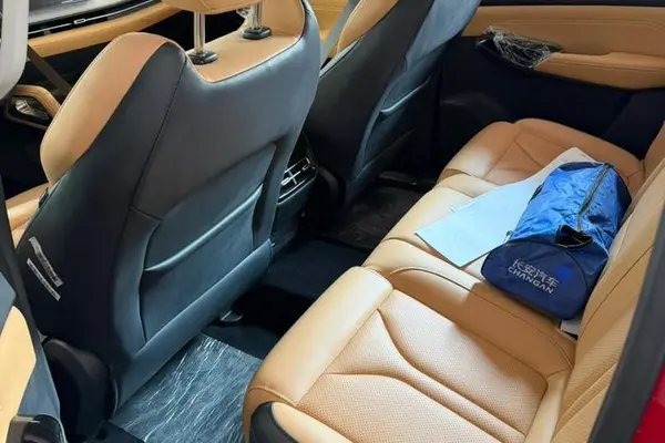 اینفینیت، اکسپلورر