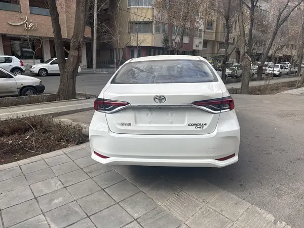 تویوتا، کرولا هیبرید