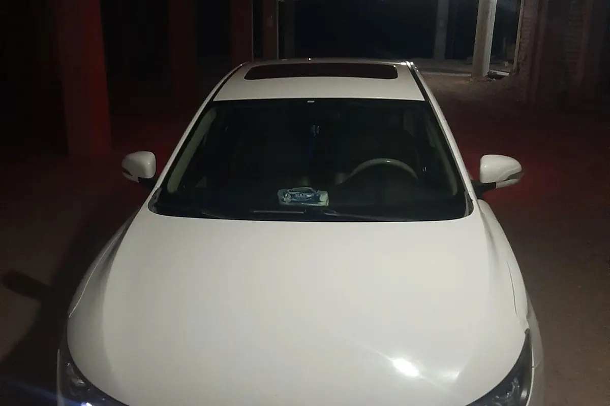 بسترن،  B30
