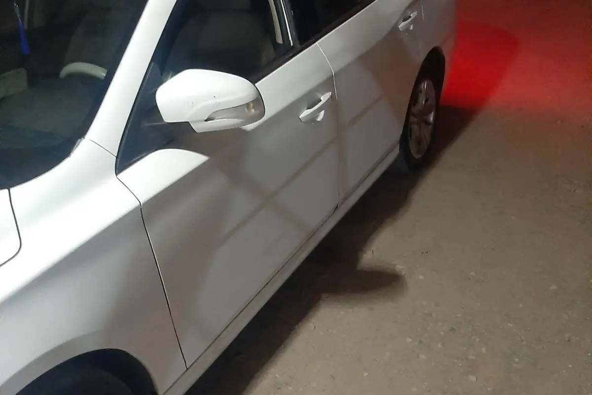 بسترن،  B30