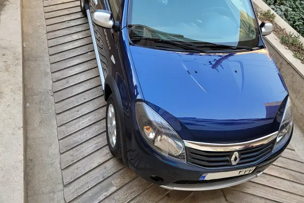 رنو، ساندرو استپ وی