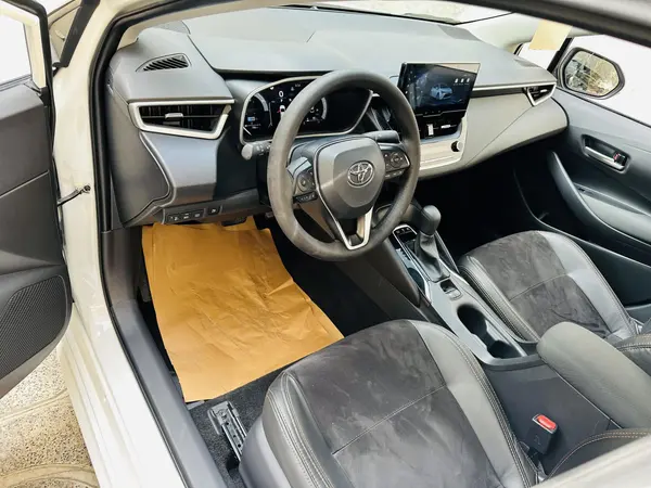 تویوتا، لوین هیبرید