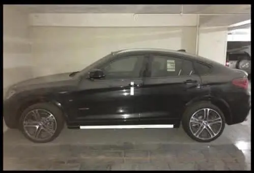 ب ام و،  X4