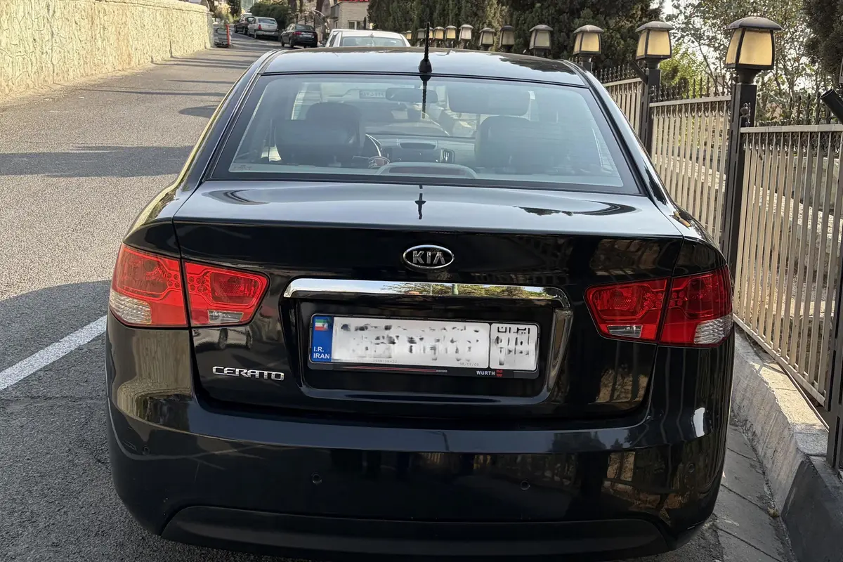 کیا،  سراتو (مونتاژ)