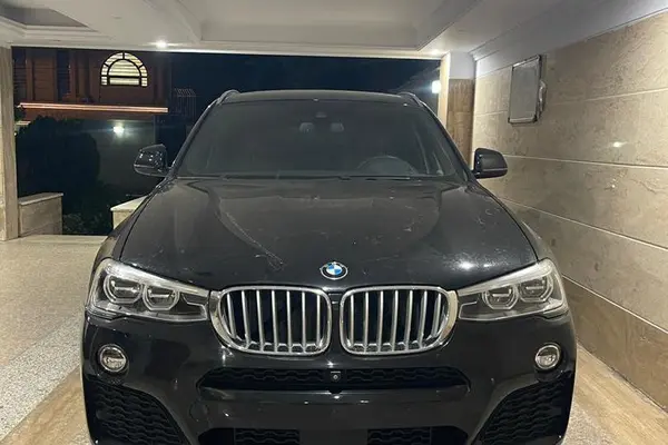 ب ام و  X4