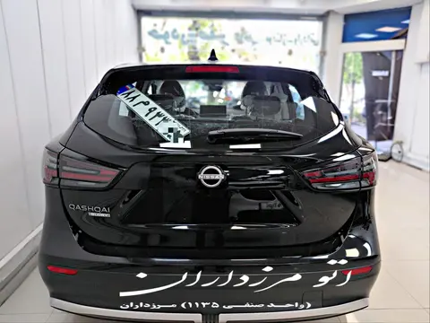 نیسان، قشقایی
