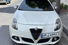 آلفارومئو، جولیتا