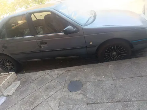 پژو، 405