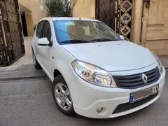 رنو، ساندرو